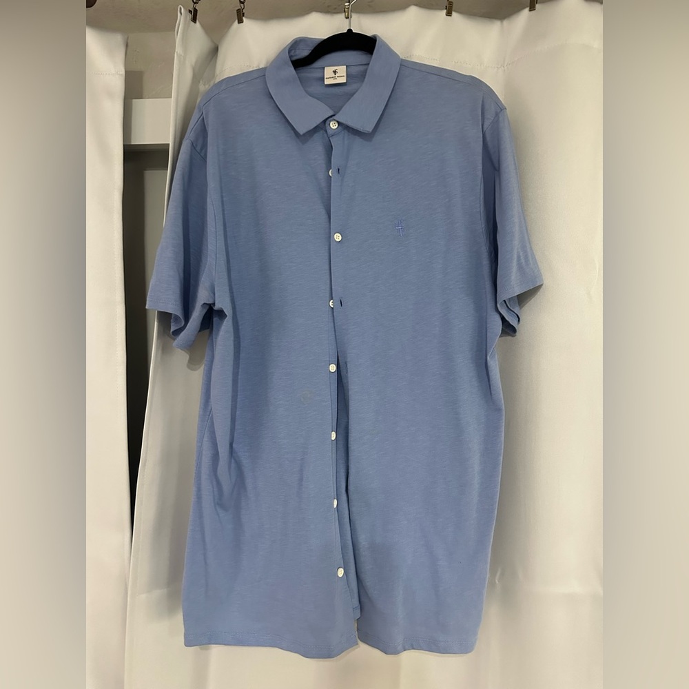 Short sleeve shirt